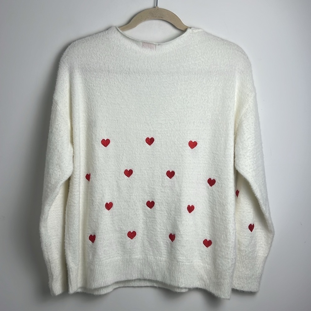 Pink Lily Cream V-Neck Embroidered Heart Fuzzy Soft Long Sleeve Sweater Size 2XL - Picture 10 of 13